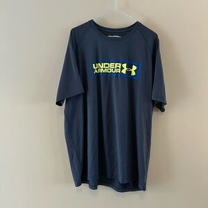 Men’s under armour heat gear shirt, XL